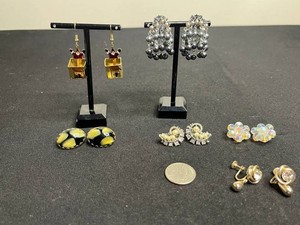 VTG Costume Jewelry - Vintage Coro Star & Assorted Earrings 6-Pair Mixed Lot