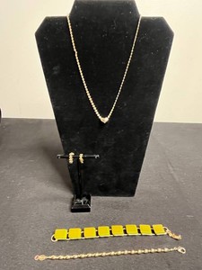 VTG Costume Jewelry - Avon Matching Necklace & Earrings & Napier Bracelet (Lot of 4)