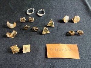 VTG Costume Jewelry - Avon Clip-On Earrings Mixed Lot