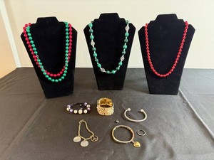 VTG Costume Jewelry Assortment - Beaded Necklaces & Bracelets