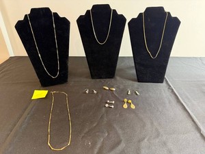 VTG Costume Jewelry - Avon Necklace & Earrings Mixed Lot