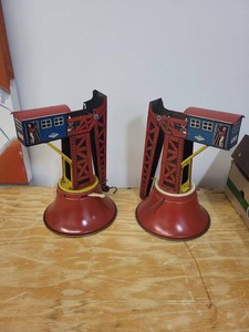 Pair of Wolverine Tin Litho Construction Hoist Toys Made in USA