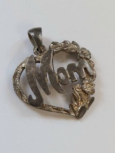 Vintage Sterling Silver Mom Pendant