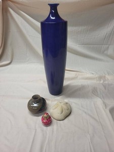 Lot of Decorative Home Accents Cobalt Blue Vase Pottery Sand Dollar