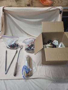 Lot of Assorted Vintage Kitchen Utensils Barware Gadgets & Tools