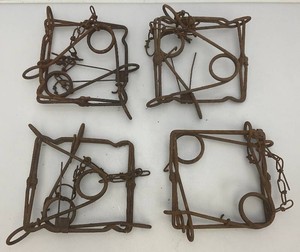 Set Of 4 Conibear Traps 8