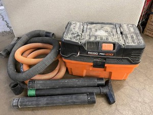 RIDGID  Pro Pack WetDry Vacuum With Hoses