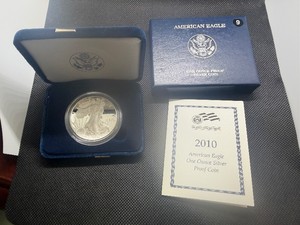 2010-W Proof American Silver Eagle Coin in Original Mint Package with COA