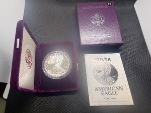 1992-S Proof American Silver Eagle Coin in Original Mint Package with COA
