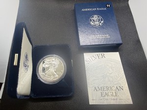 2001-W Proof American Silver Eagle Coin in Original Mint Package with COA