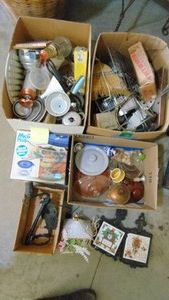 Selection of Kitchen Items