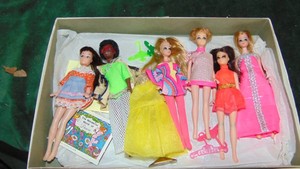 6- Vintage Dawn Figures