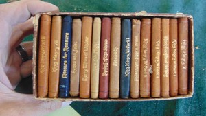 Set of Vintage Shakespeare Leather Bound Pocket Books