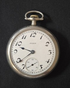 Vintage 1868 Elgin Mechanical Pocket Watch - 15 jewels. Total production 73,098 from the Elgin National Watch Company - Very collectible-UNTESTED
