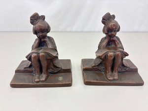 Vintage 1930s Weidlich Bros Art Deco Bronze Studious Girl 5.75 Bookends