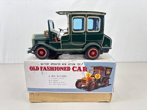 Vintage 1960s Horikawa S.H. Japan Battery Operated Tin Toy Car in Original Box&nbsp