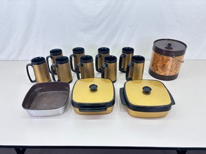 Lot of Vintage Thermo Serve Mugs, Ice Bucket, etc.
