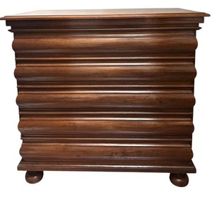 U - Vintage Woodland Mid-Century Style Walnut Chest of Drawers
