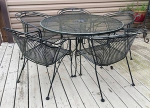 FP - Patio Table with 5 Chairs