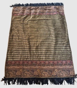 BR1 - Tapestry Wall Hanging - Reversible Paisley & Animal Motif
