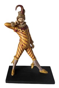 LR - Captain Spavento Commedia dellArte Decorative Figure