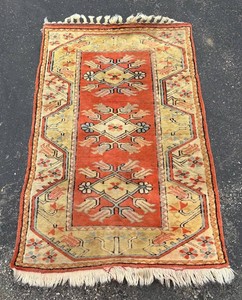 O - Vintage Geometric Floral Designed Area Rug