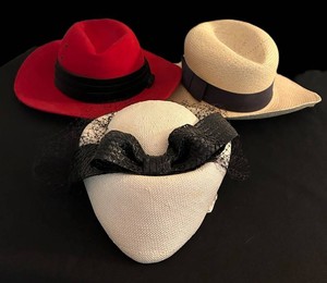 LLR - Fedora Hats - Kangol Design & Assorted Red and White Mixed Lot