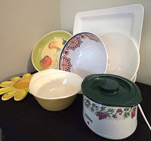 LLR - Kitchen & Servingware Mixed Lot - Rival Crock-Pot & 5 Pieces
