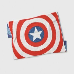 Marvel Captain America Shield Knit Kids Throw Blanket - The Marvel Collection by Pillowfort
