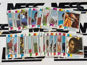 1973 Topps Football 31 Card Vintage Lot - #1