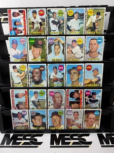 1969 Topps 25-Card Vintage Baseball Lot - #1