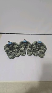 Mens Camo Flip Flops, Size S (78), Set of 3 Pairs