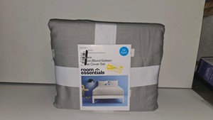 $35  Lot 64  Room Essentials 3-Piece FullQueen Cotton Blend Sateen Duvet Cover Set, Gray with White Squares