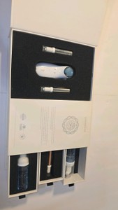 Lot 100  Juvinesse Skin Electro Stimulation Facial Device Kit