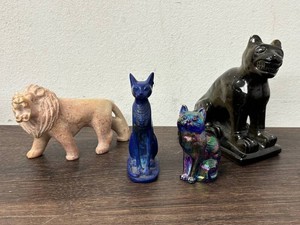 4-Piece Animal Figurine Mixed Lot - Lion, Canine & Cats