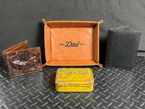 Vintage J.G. Dills Best Cut Plug Tin, Wallets & Tray Mixed Lot of 4