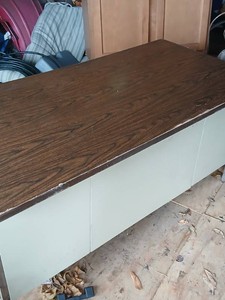 Hon Desk