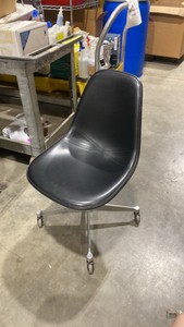 Herman Miller Chair (627289)