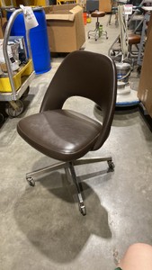 Knoll Associates Chair (627288)