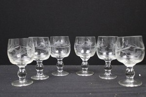 Etched Floral and Grape Stemmed Glasses (Lot of 6) 4H