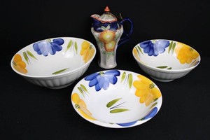 Floral Ceramic Serving Set - Teapot & 3 Bowls (4pc)