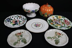Decorative Ceramic Servingware Mixed Lot - Fruit & Floral Pieces (Lot of 7)