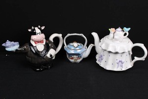 Decorative Ceramic Teapot Mixed Lot - Cow, Blue Floral & White Tea Set