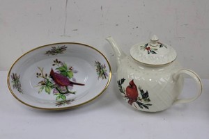 Lenox Winter Greetings Teapot & Serving Bowl 2pc