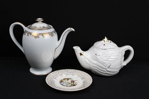 Decorative Ceramic Teaware Mixed Lot - 3 Pieces