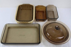 Vintage Pyrex & Anchor Hocking Bakeware Set With Basket (Lot of 5)