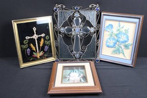 Framed Floral Artwork & Decorative Crosses - 4-Piece Mixed Lot