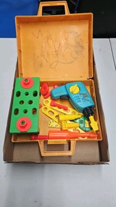 Vintage 1970s Fisher price tool kit.