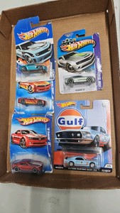 Lot of 5 inbox Mattel hotwheels Camaro Mustang.