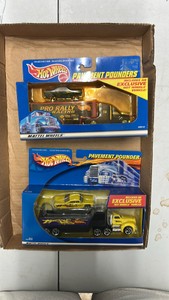 Hot wheels, pavement, pounder, lot, diecast, semi trucks, car